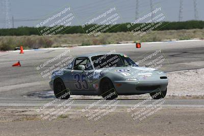 media/Jun-01-2024-CalClub SCCA (Sat) [[0aa0dc4a91]]/Group 3/Qualifying/